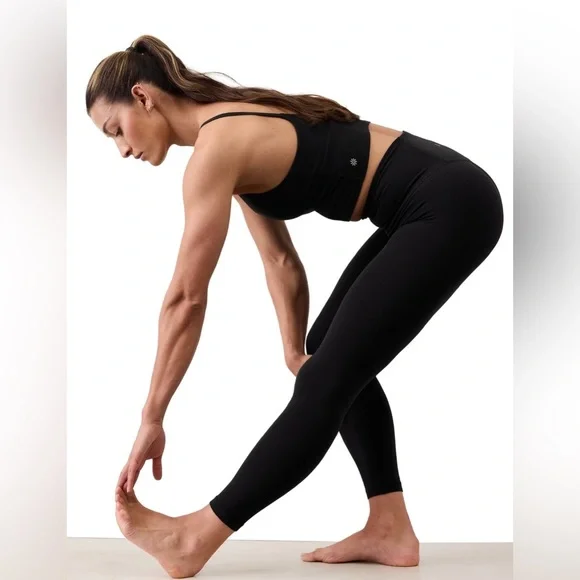 NWT Athleta Ultra High Rise Elation 7/8 Black Tight Size XS/P